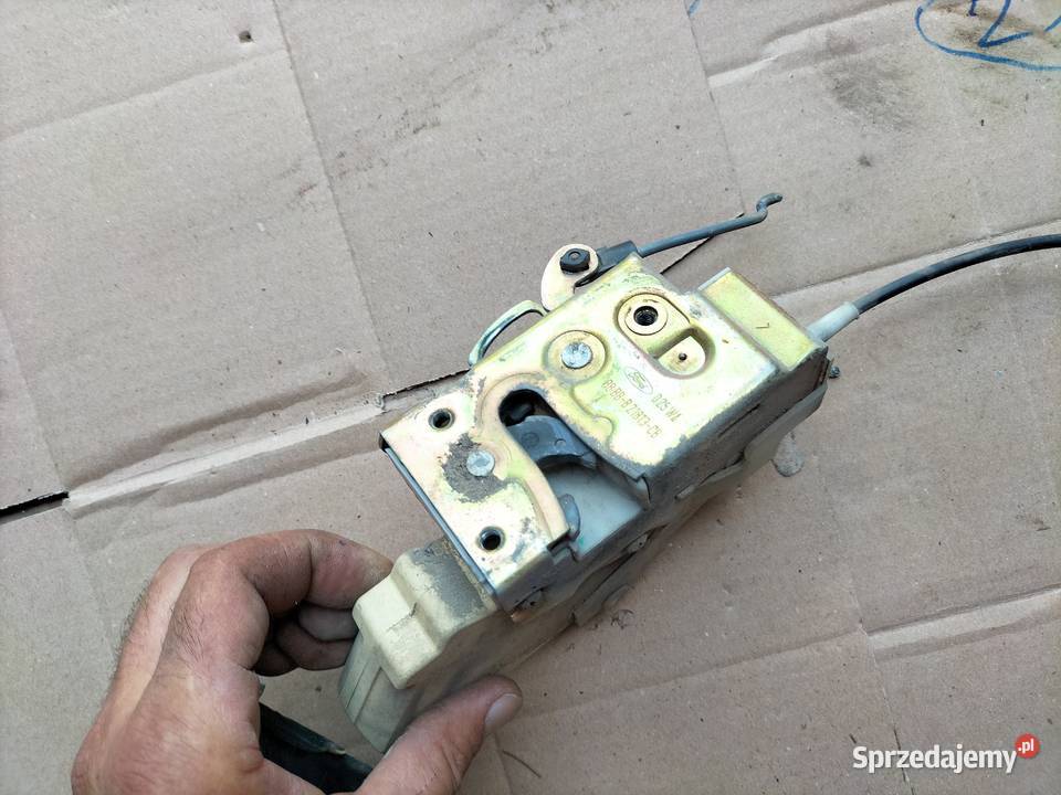 FORD FIESTA MK3 3D KLAMKA ZAMEK DRZWI LEWY PRZÓD osobowe Kamień-Kolonia sprzedam