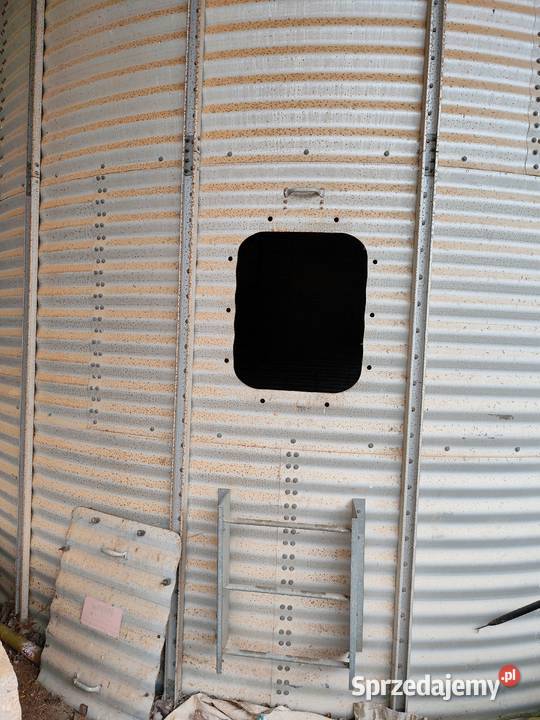 Silos zbożowy silos na zboże 110 ton świętokrzyskie Pacanów sprzedam