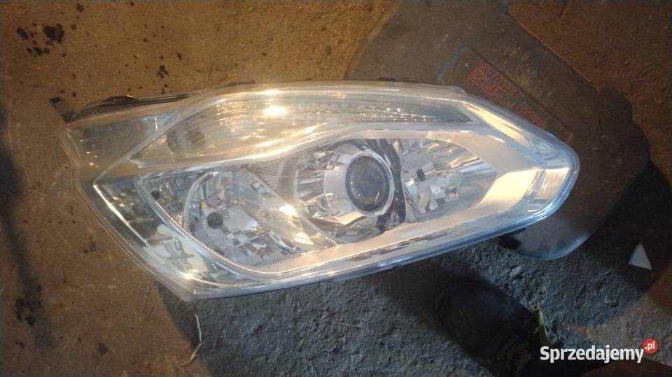 Reflektor przedni prawy Ford custom śląskie Zendek sprzedam