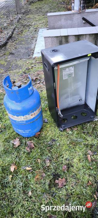 Sprzedam piecyk gazowy z butlą Wałcz