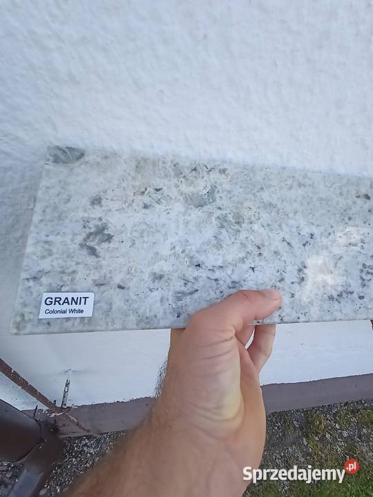 Parapety kamienne marmur granit Krzeszowice sprzedam