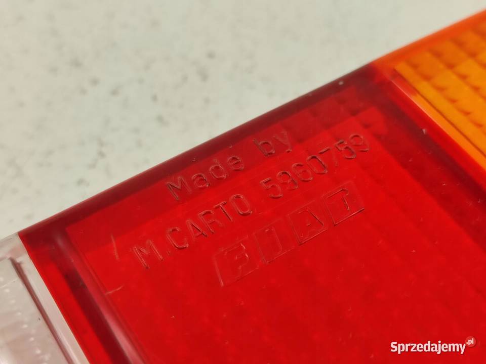 KLOSZ LAMPY PRAWY TYŁ FIAT 127 MK4 NOWY osobowe sprzedam
