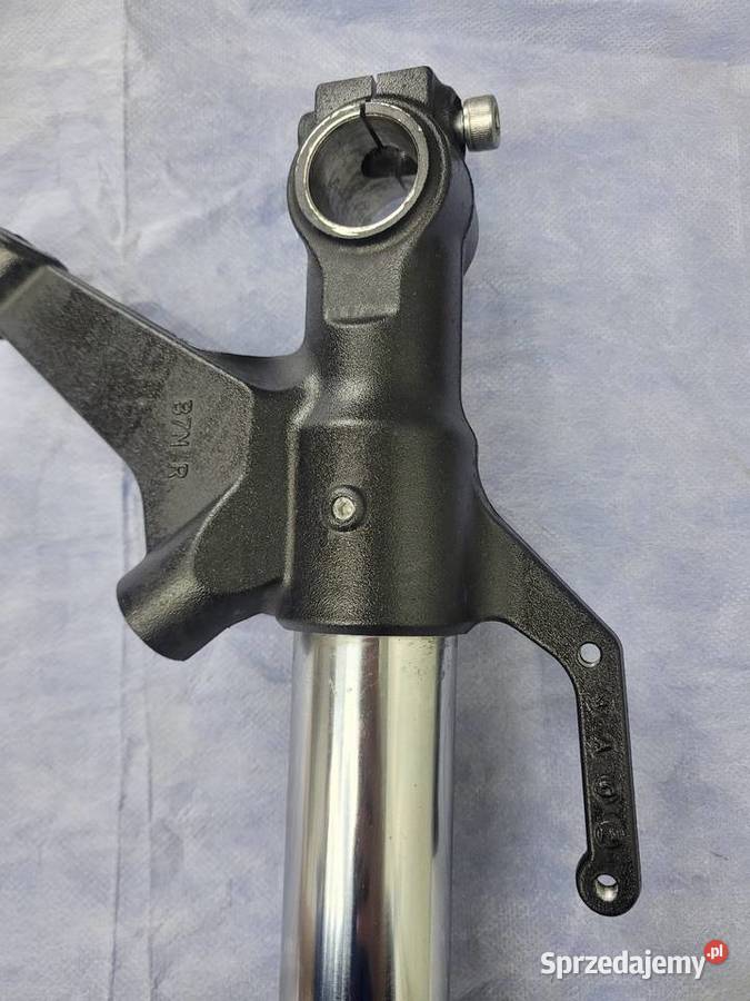 YAMAHA MT09 MT 09 MT09 2025 LAGA PRAWA Nowy Tomyśl