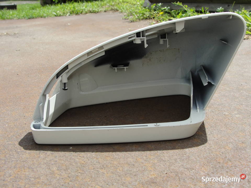OBUDOWA LUSTERKA MERCEDES W212 W204 W218 Dąbrowa
