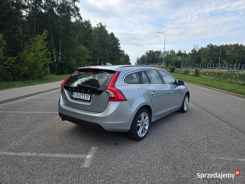 Volvo V60 16D 115 2012 Bogate wyposażenie elektrochrom. lusterka boczne podlaskie Białystok