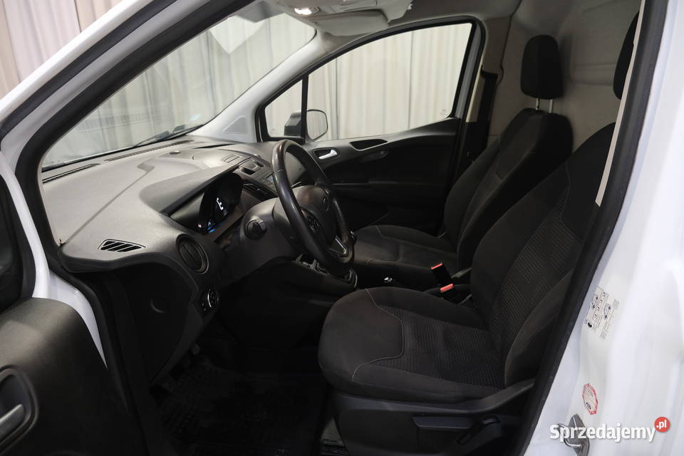 FORD TRANSIT COURIER 2019 149800 ccm 100 Rok produkcji 2019 Warszawa
