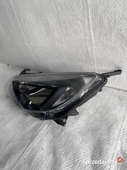 Lampa lewy przód Opel Astra IV lift 1215 śląskie