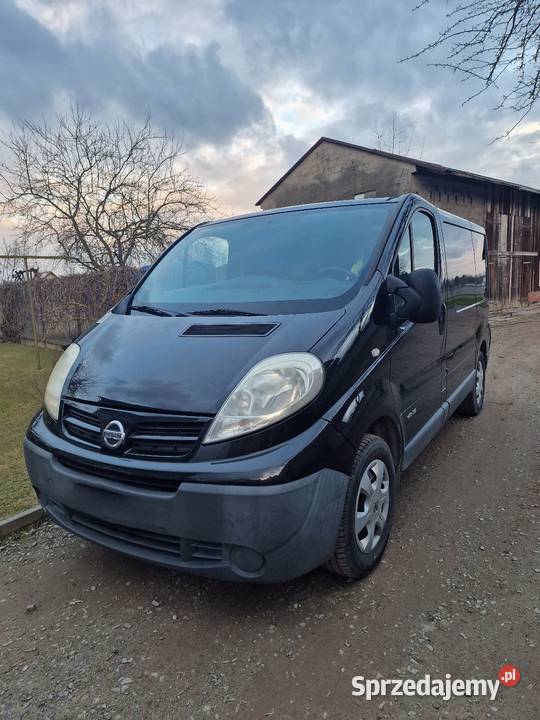 Wynajem busa Nissan Primastar L1H1 z kierowcą