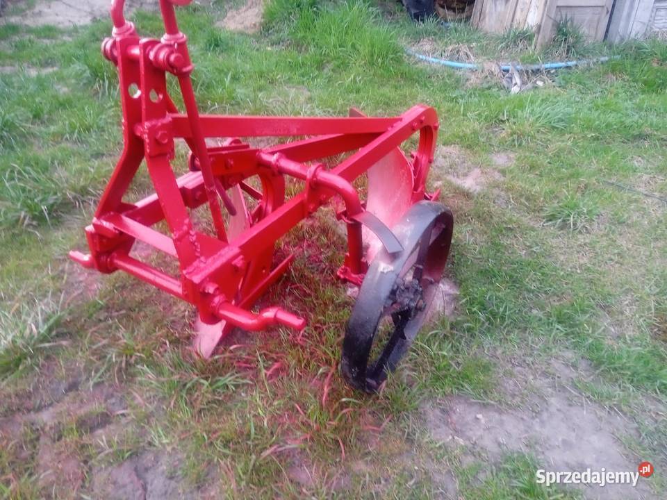 Pług grudziądz gięty stary zabytkowy c 45 Ursus nieuszkodzony