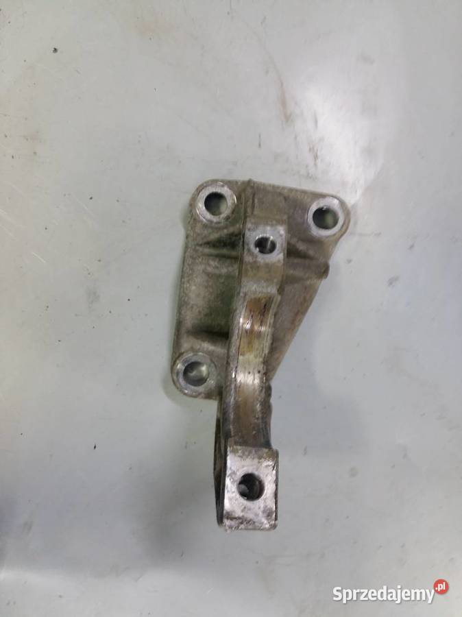 Łapa podpora półosi 8200266041 renault 12 16V Układ napędowy