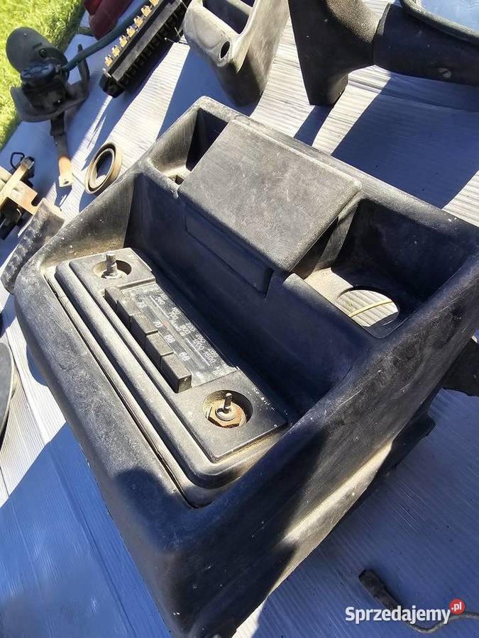 Oryginalne części Fiat 126p części 1988 r Cieszków sprzedam