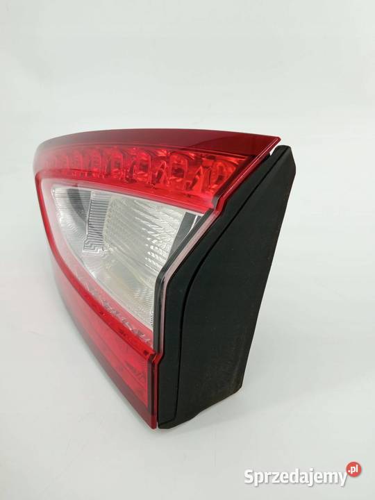 LAMPA TYŁ W KLAPĘ PRAWA KOMBI LED DS7313A602CH osobowe świętokrzyskie sprzedam