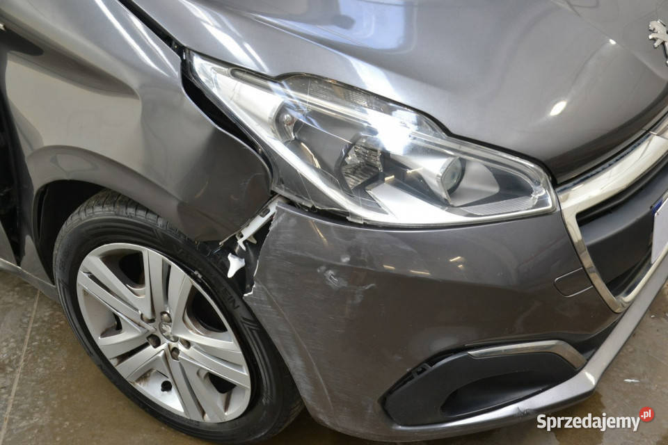 Peugeot 208 12 benzyna 82 klimatyzacja tablet Kęty
