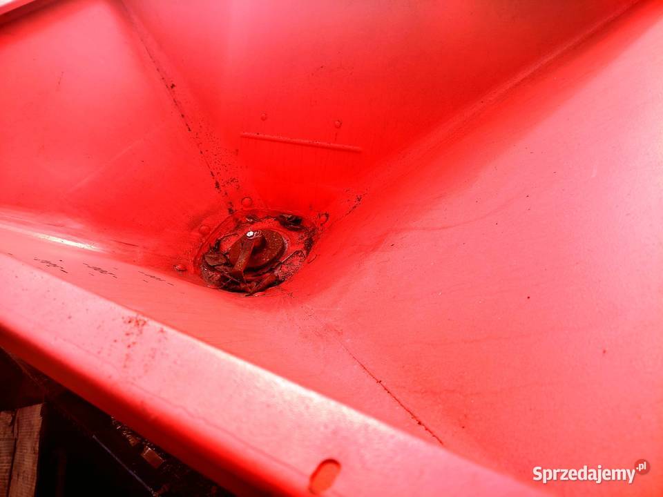 Kuhn MDS 701 rozsiewacz nieuszkodzony lubelskie Mełgiew
