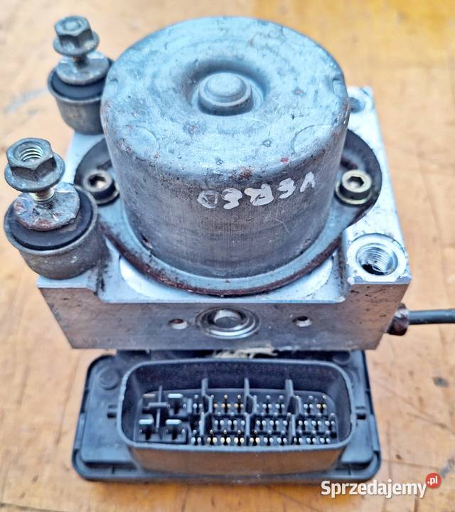 TOYOTA YARIS POMPA ABS 4451052300 8954152230 pompy hamulcowe Układ hamulcowy Radom sprzedam