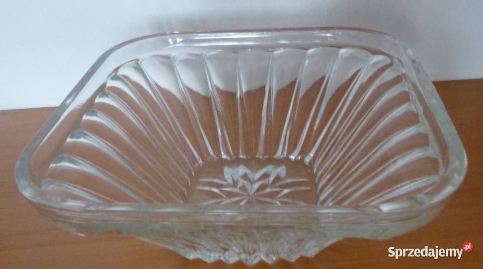 Szklana kwadratowa salaterka