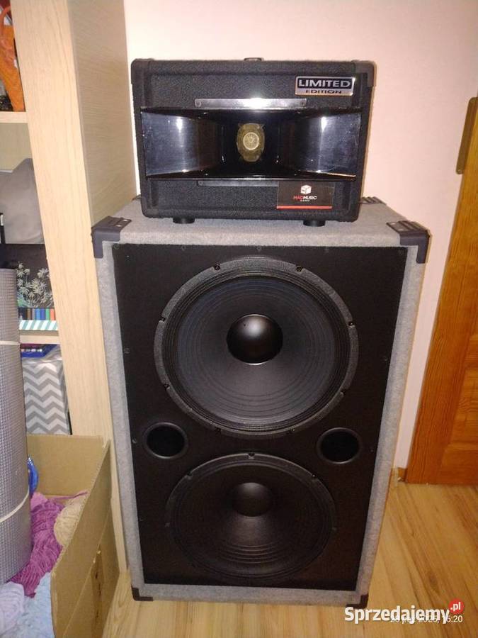 Kolumny estradowe Eminence