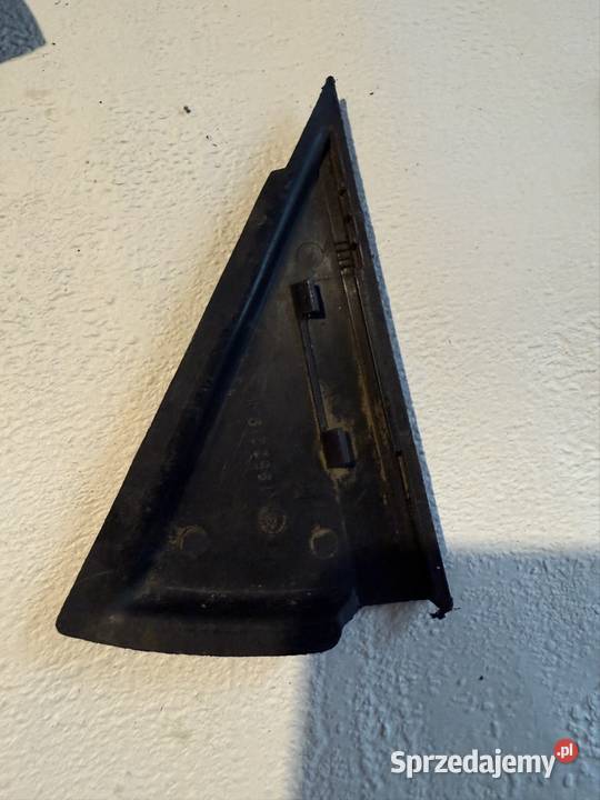 Lewa zaślepka trójkąt lusterka wewnątrz do BMW Mszana sprzedam