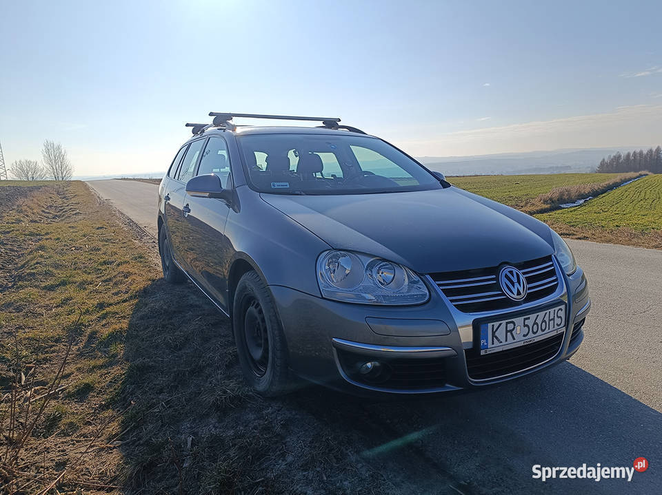 VW GOLF V KOMBI VARIANT 16 102 MPI BEZ LPG 156 Rok produkcji 2008 Kraków