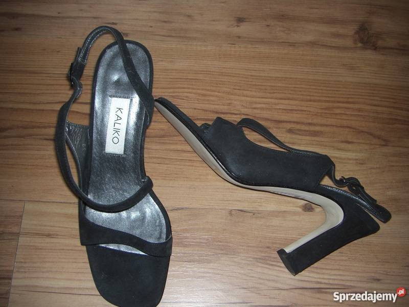 Nowezamszowe szpilki Sandały i klapki