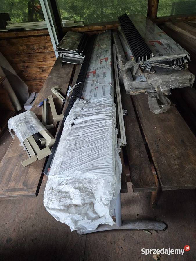 Parapety zewnętrzne nowe Barczewo