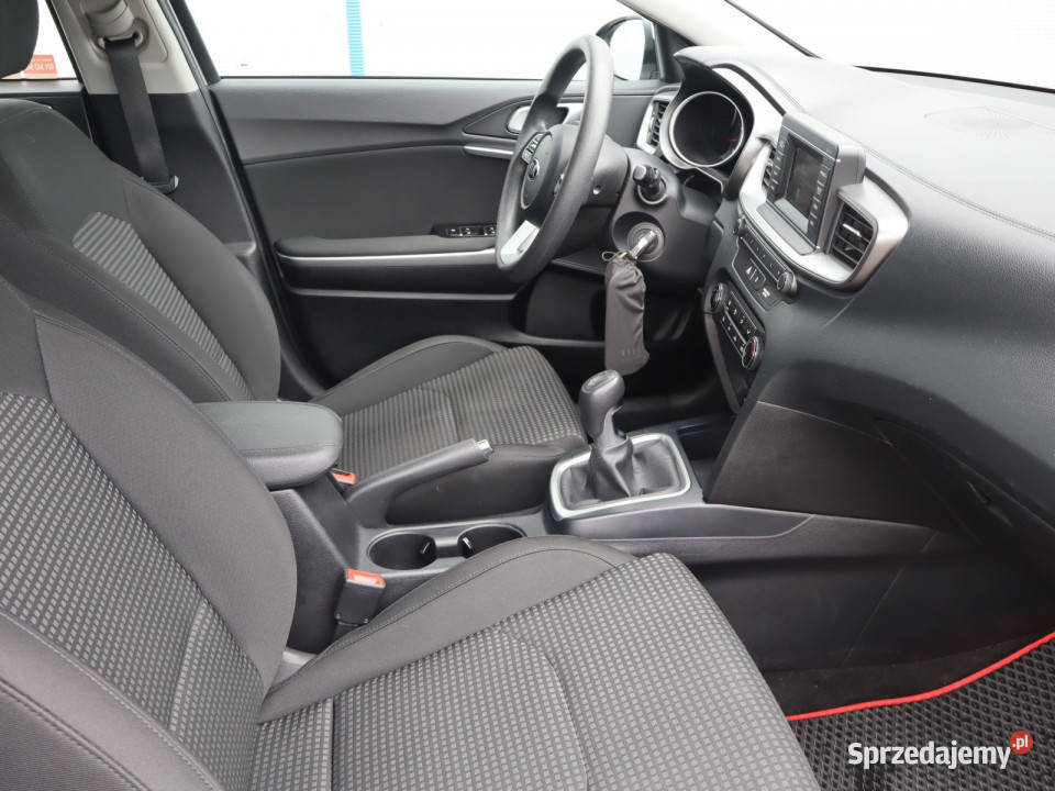 Kia Ceed 14 CVVT asystent pasa ruchu Piaseczno