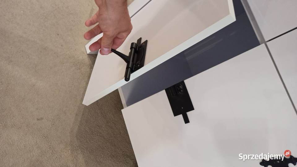 Komplet mebli białeczarne wysoki połysk styl Nowy Sącz