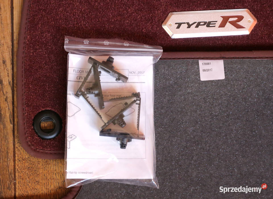 nowe OEM dywaniki do Honda Civic VIII TypeR FN2 Piastów