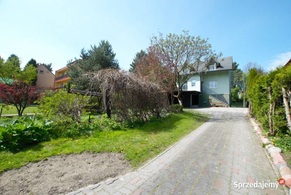 sprzedaży domu wolnostojącego 220m2 Kielce Nieruchomości