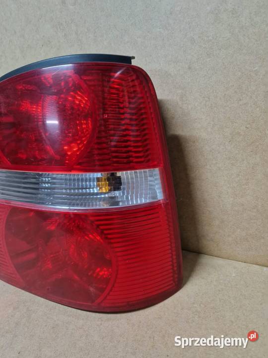 Vw touran lampa lewy prawy tył lewa tylna prawa osobowe