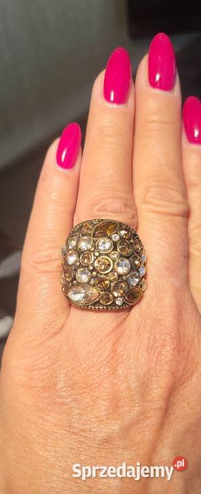 Błyszczący prześliczny sygnet z kolczykami śląskie Bielsko-Biała