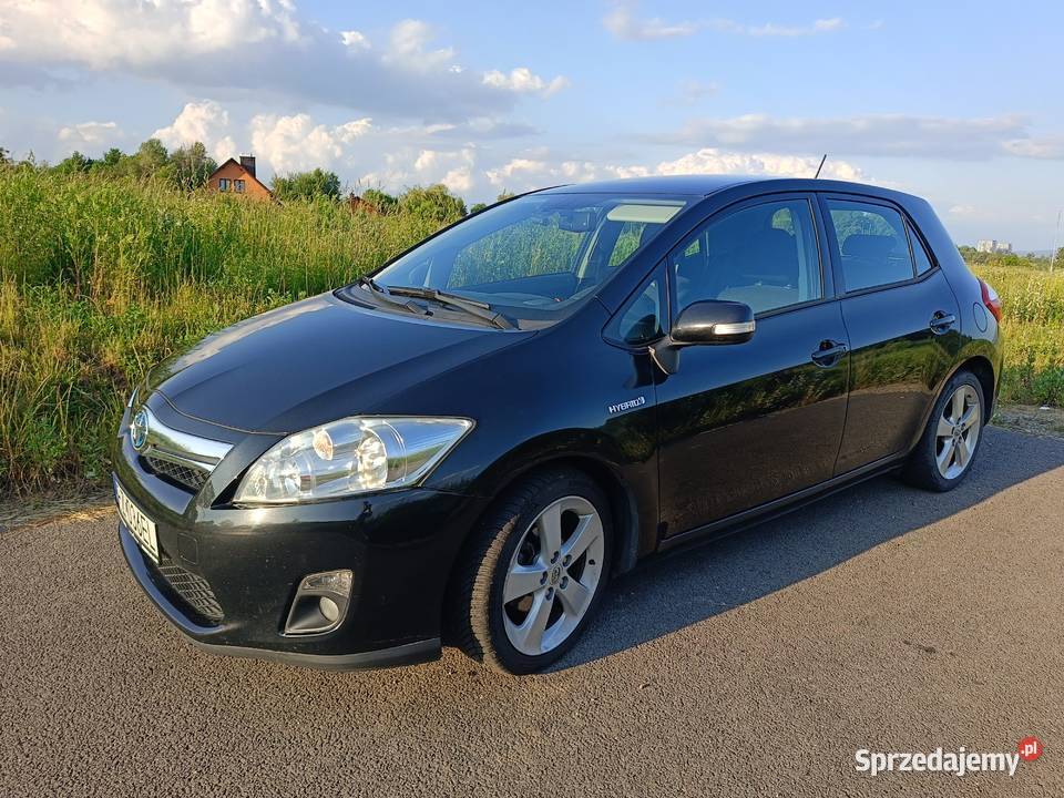 Toyota Auris E15 Hybrid 18 Zadbana Zabezpieczona Auris Rzeszów