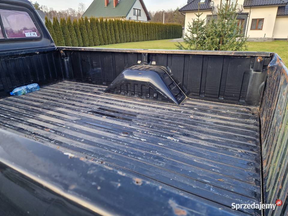 Dodge Ram D150 4x4 52 v8 90r