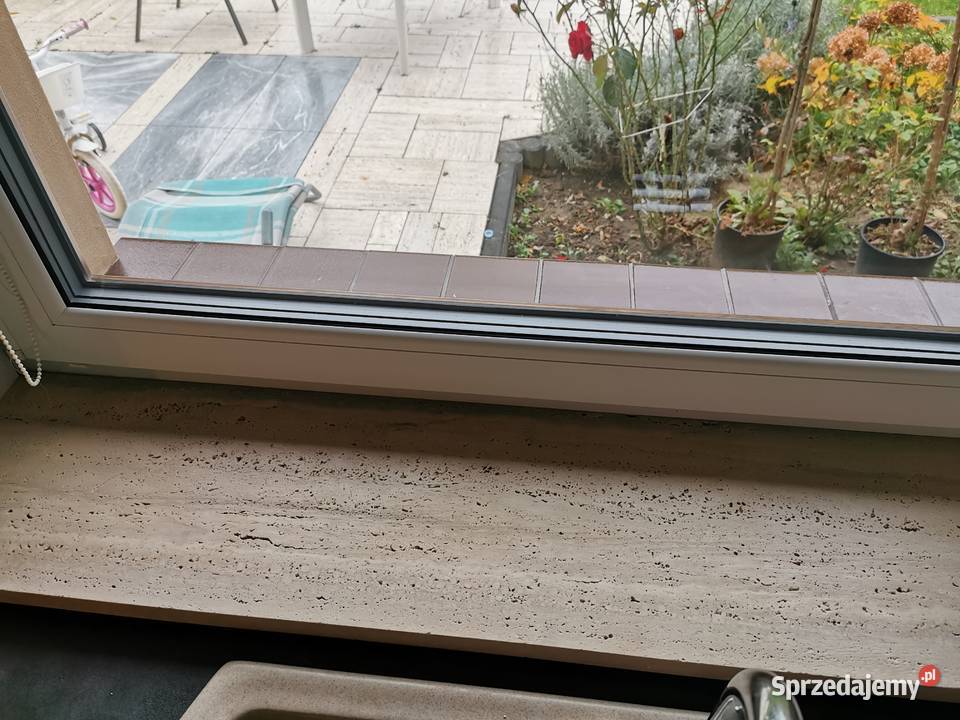 Parapety Włoski Trawertyn 3 Travertyn Classico Poskwitów