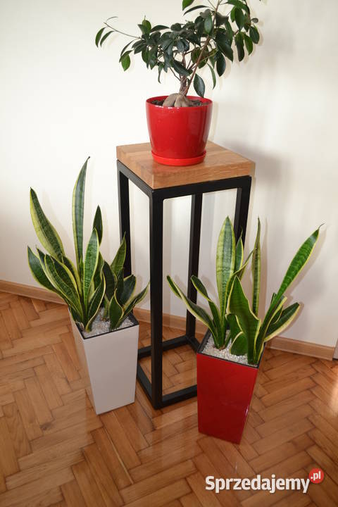 Taboret Nakaslik stolik łóżku stojak pod kwiatek podkarpackie