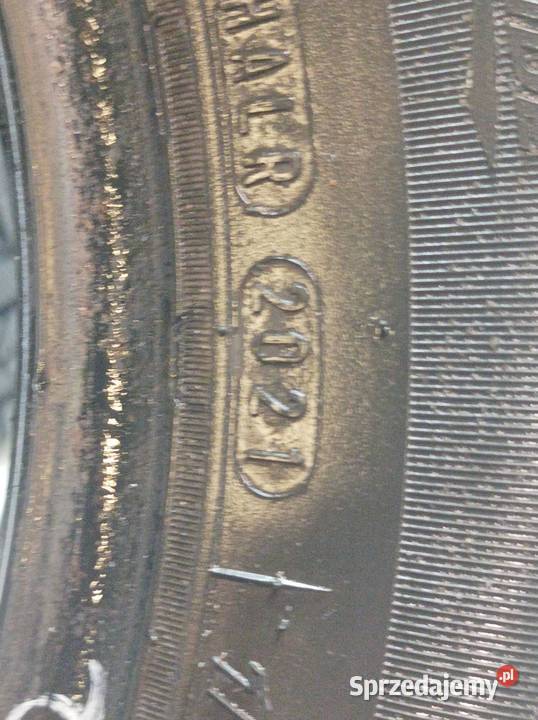 4x OPONA ZIMOWA ROADSTONE 18560R15 202181 202182