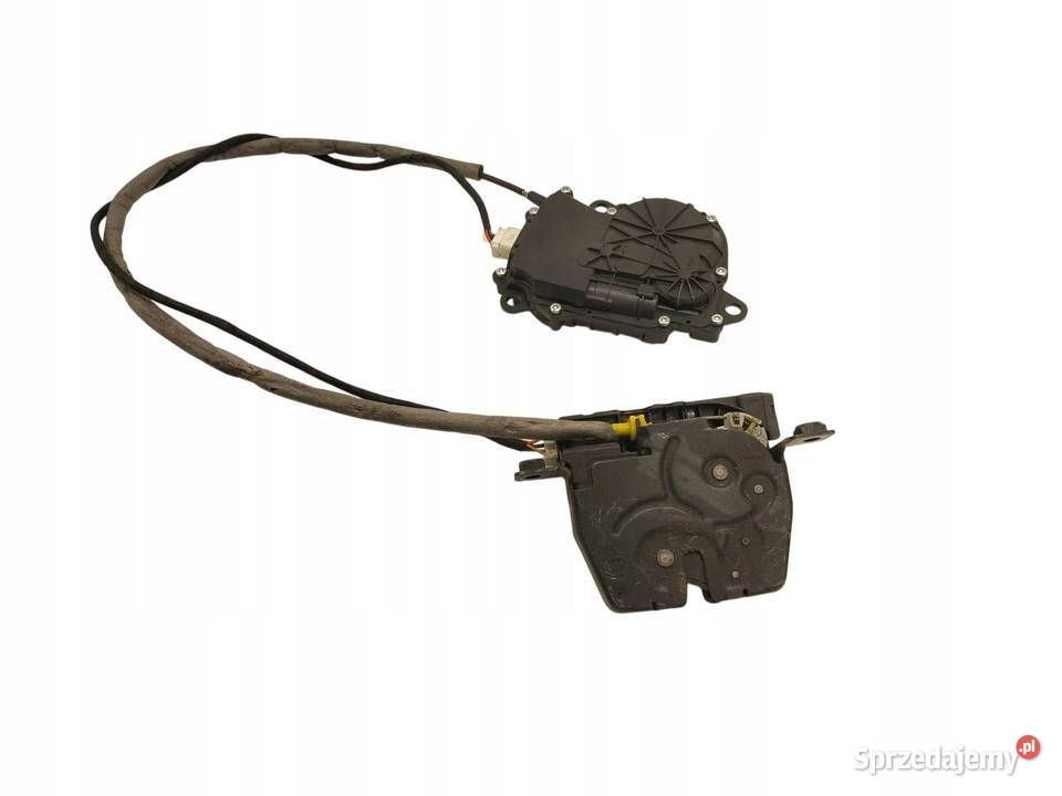 ZAMEK KLAPY BAGAŻNIKA DOCIĄG KOMBI TOURING Bmw Zamki, wkładki i kluczyki