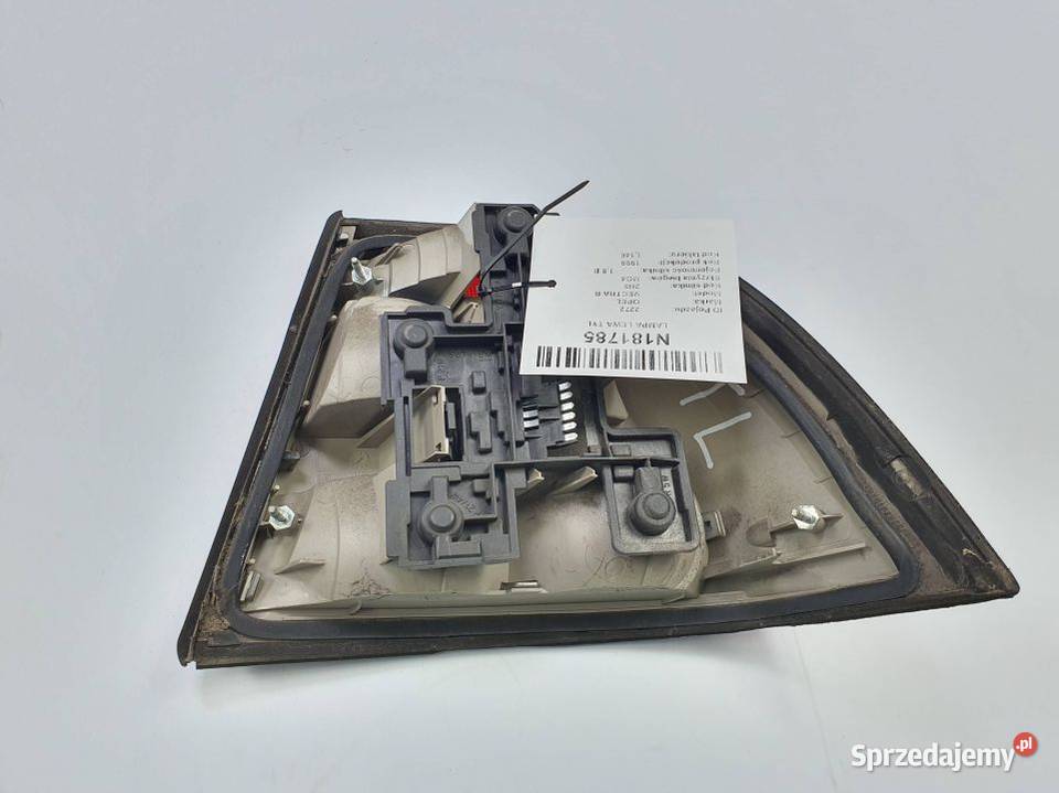 LAMPA LEWA TYŁ OPEL VECTRA B sprzedam