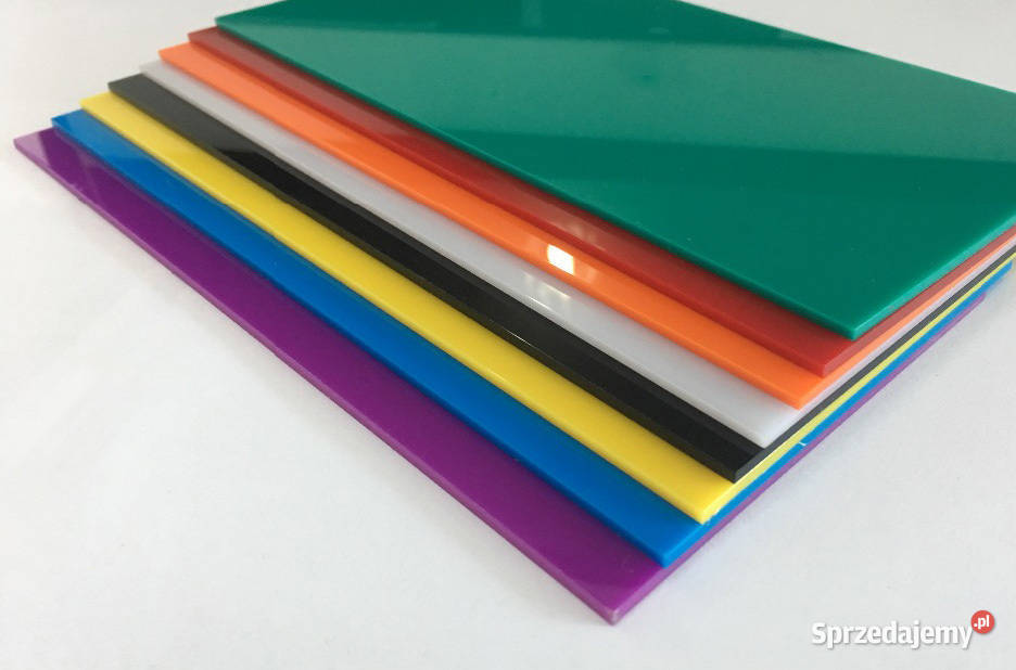 Styrodurowe litery 3D z malowaniem front plexi
