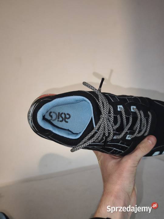 sportowe buty Asics czarny