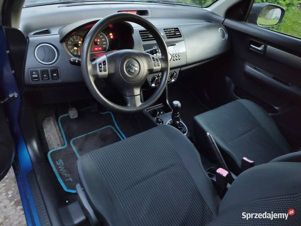 Suzuki Swift benzyna