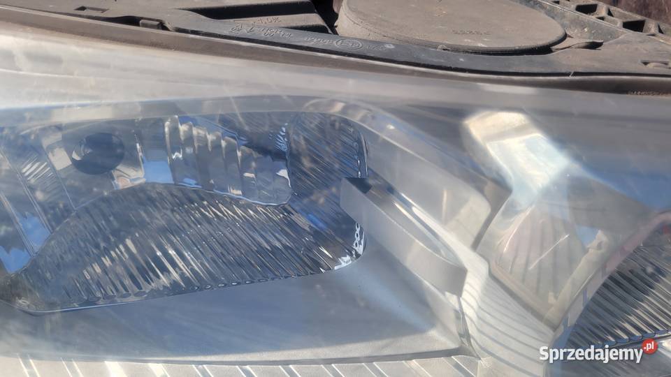 CITROEN C5 III X7 PRAWY REFLEKTOR LAMPA PRAWA Ruda Śląska
