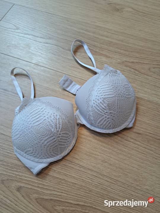Biustonosz z koronką Esmara Lingerie rozmiar 75B Inna marka Biustonosze Trąbki Wielkie