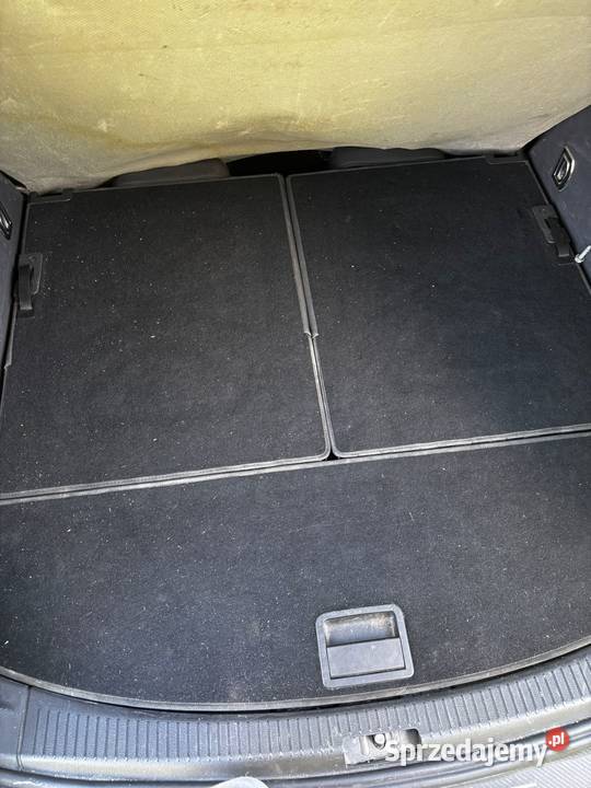 Sprzedam Volkswagena Tourana