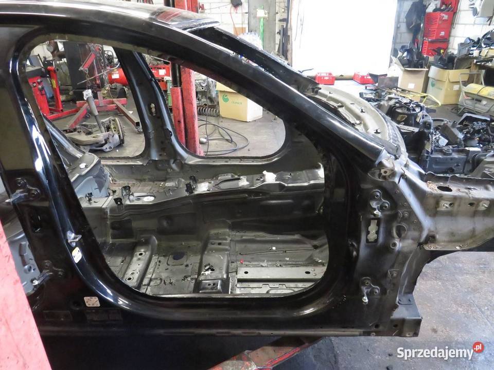 PRÓG SŁUPEK PRAWY LRC JAGUAR XF X260