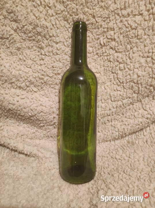 8xButelka zielona 075l z wklęsłym dnem 750 wielkopolskie Krotoszyn