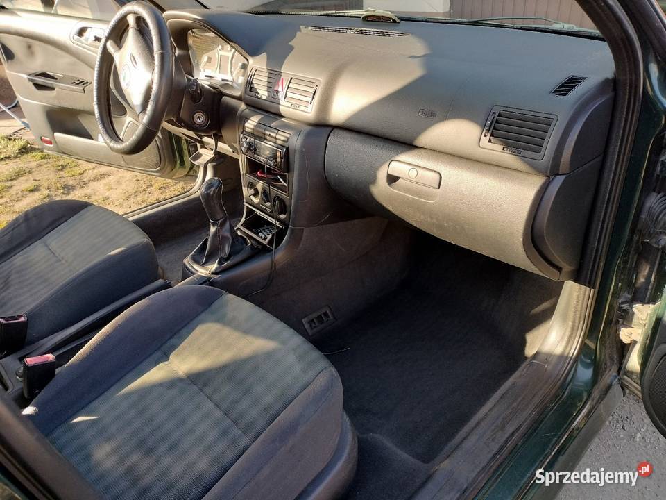 Skoda Octavia 16mpi Octavia Smęgorzów sprzedam