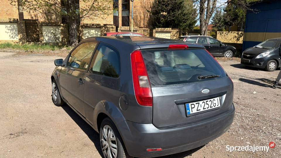 Ford Fiesta 2004 14 benzyna clima sprawa Chodzież