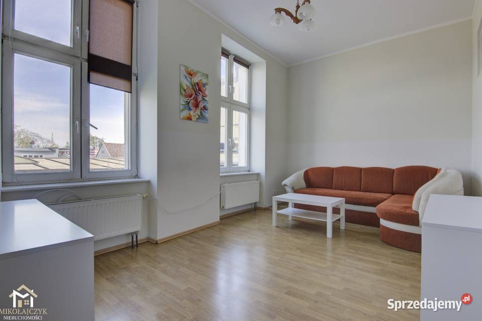 2 pokoje Konstytucji 3 Maja 40 m2 1 piętro własność warmińsko-mazurskie Bartoszyce sprzedam