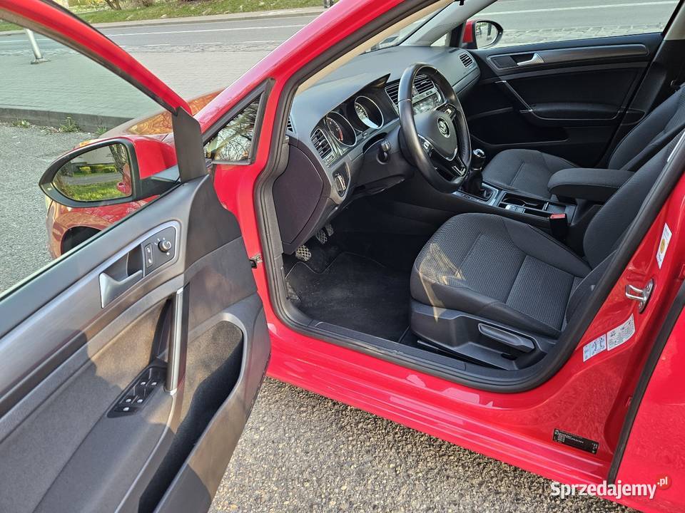 Volkswagen Golf 7 2017r Czujniki Parkowania czerwony Katowice sprzedam